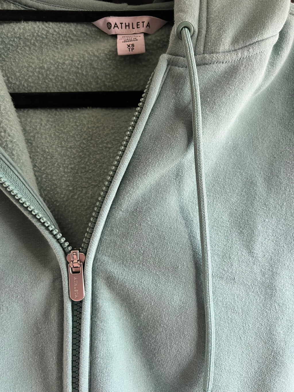 Athleta cropped zip hoodie