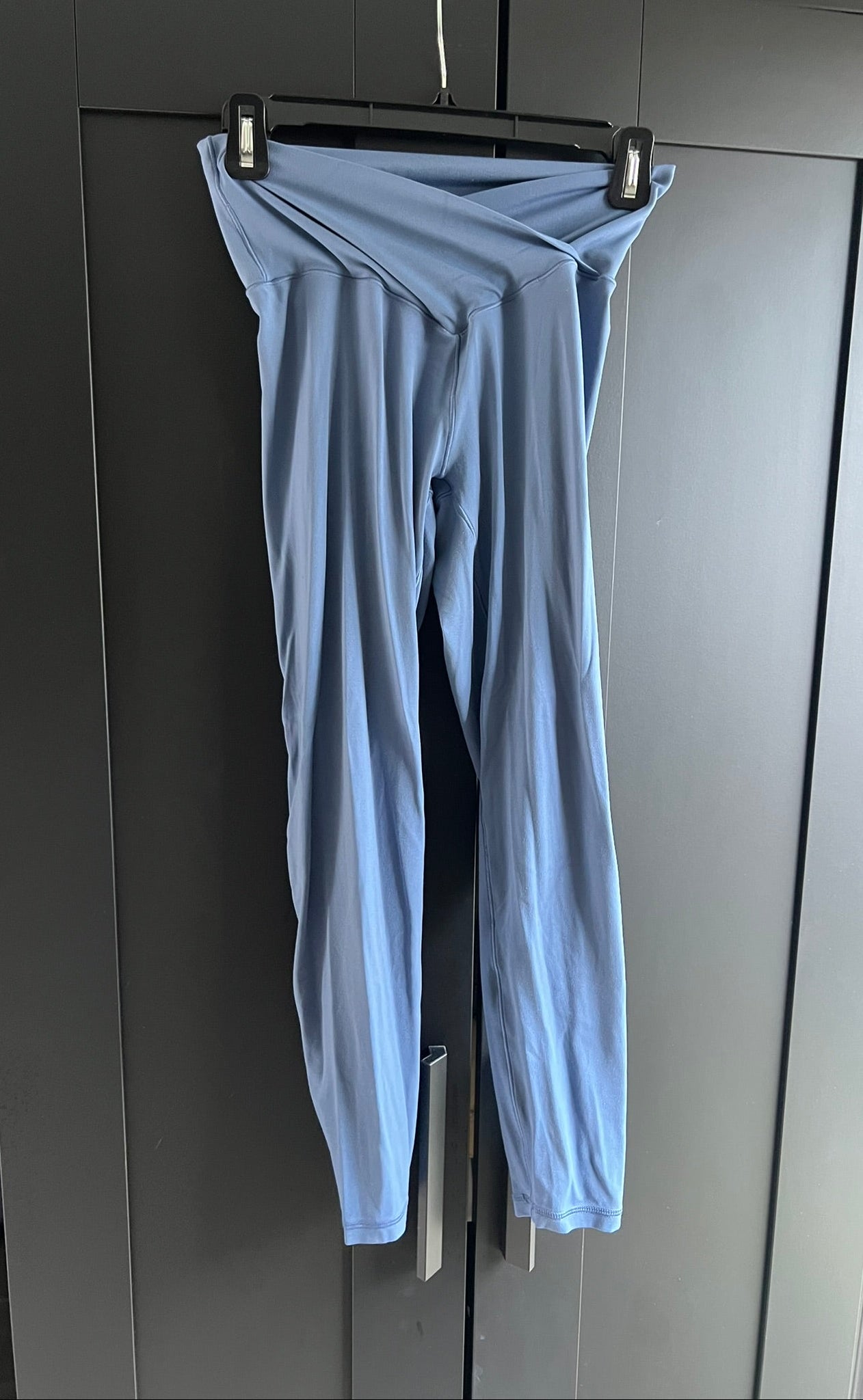 Blue American Eagle leggings