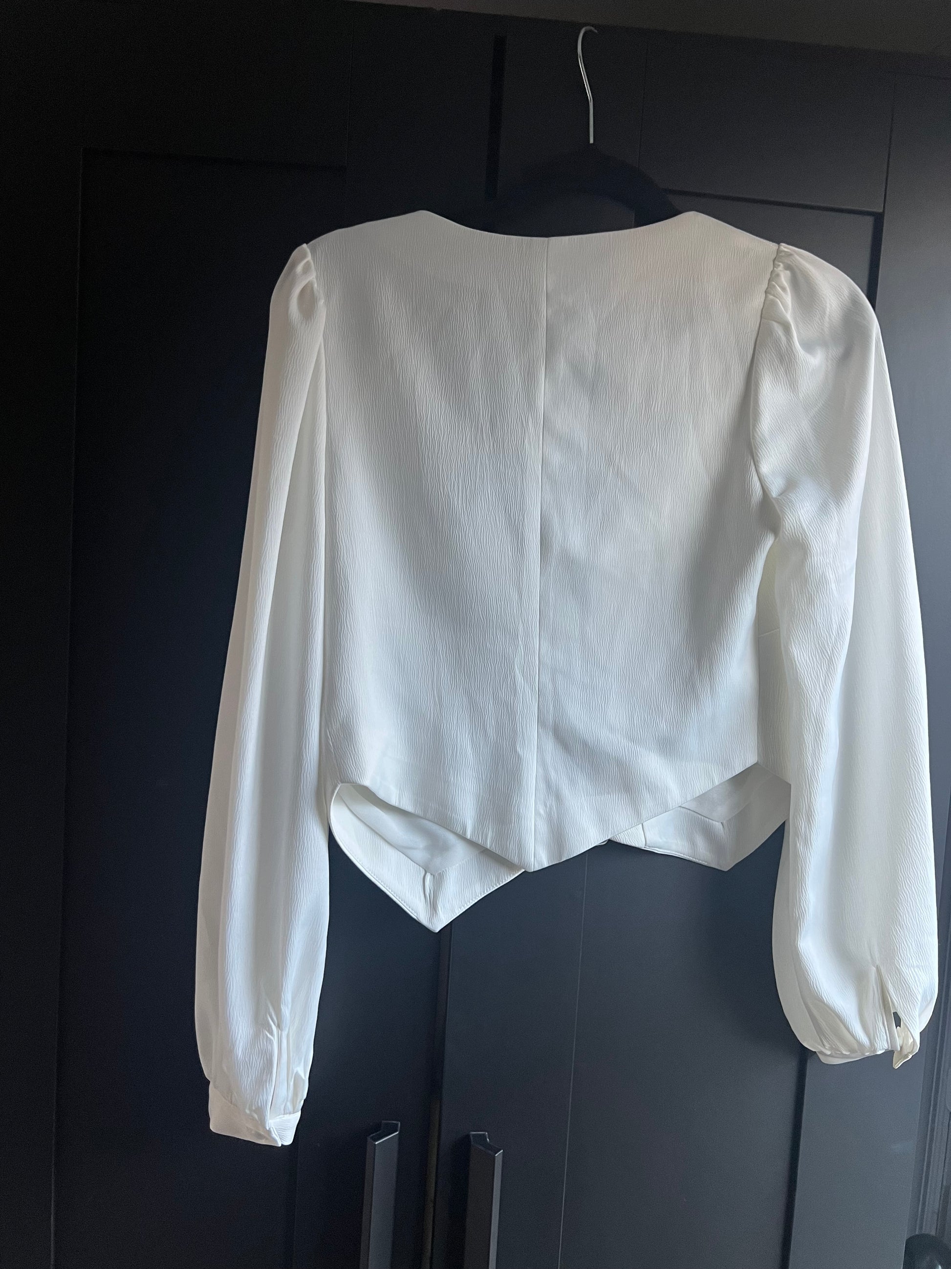 Long sleeve crop top