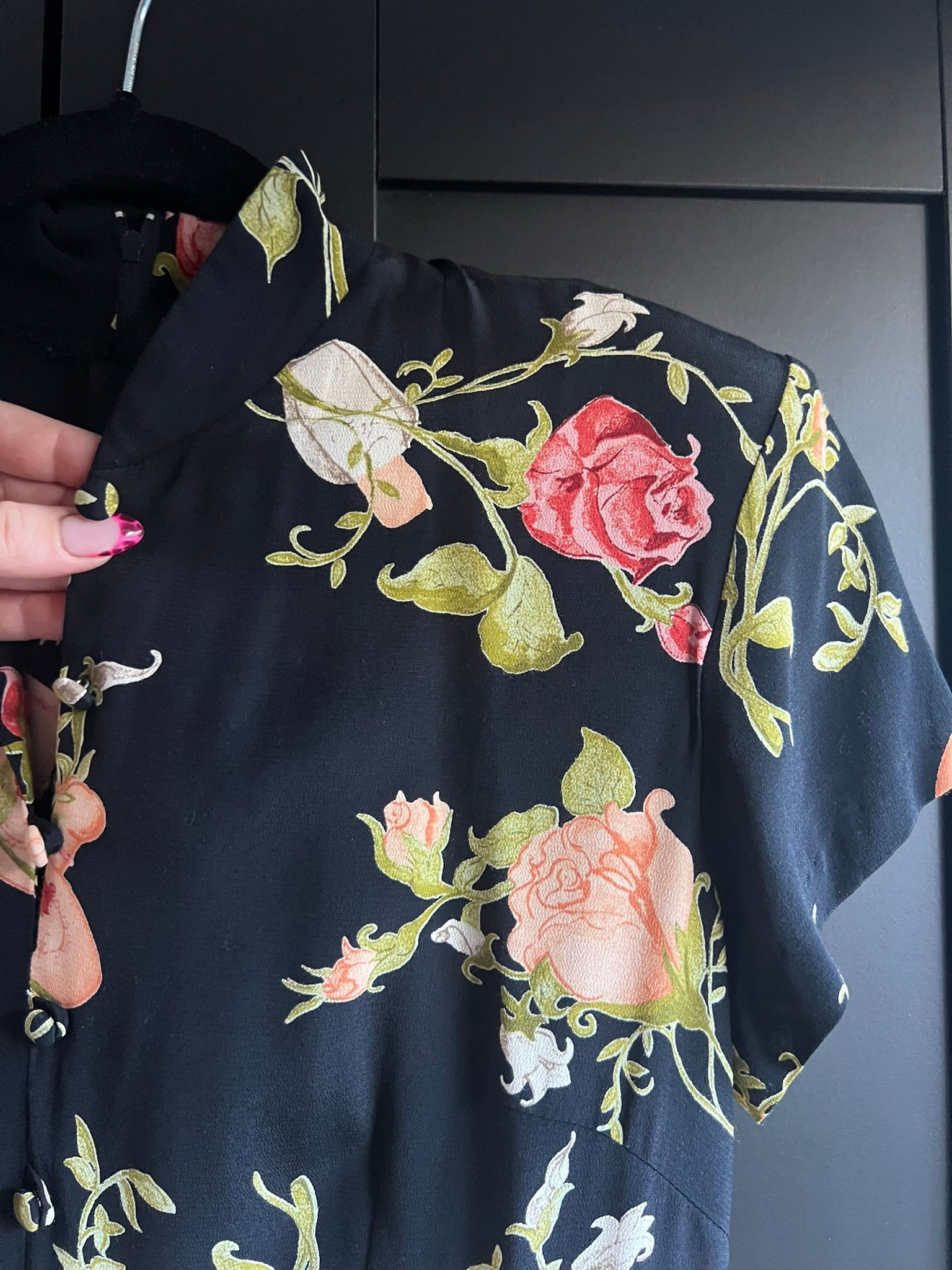 Cache vintage floral midi dress