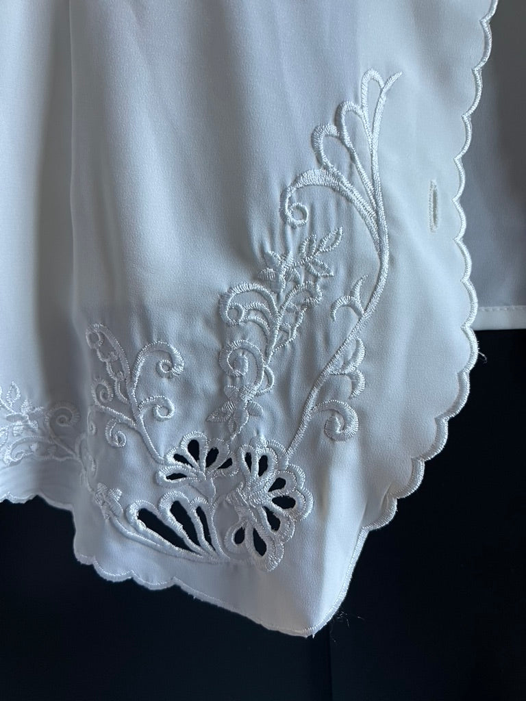 Vintage white embroidered blouse