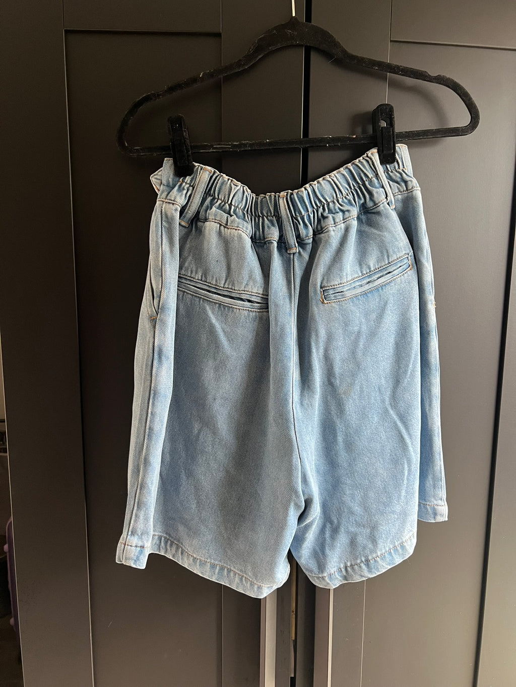 Flowy denim shorts