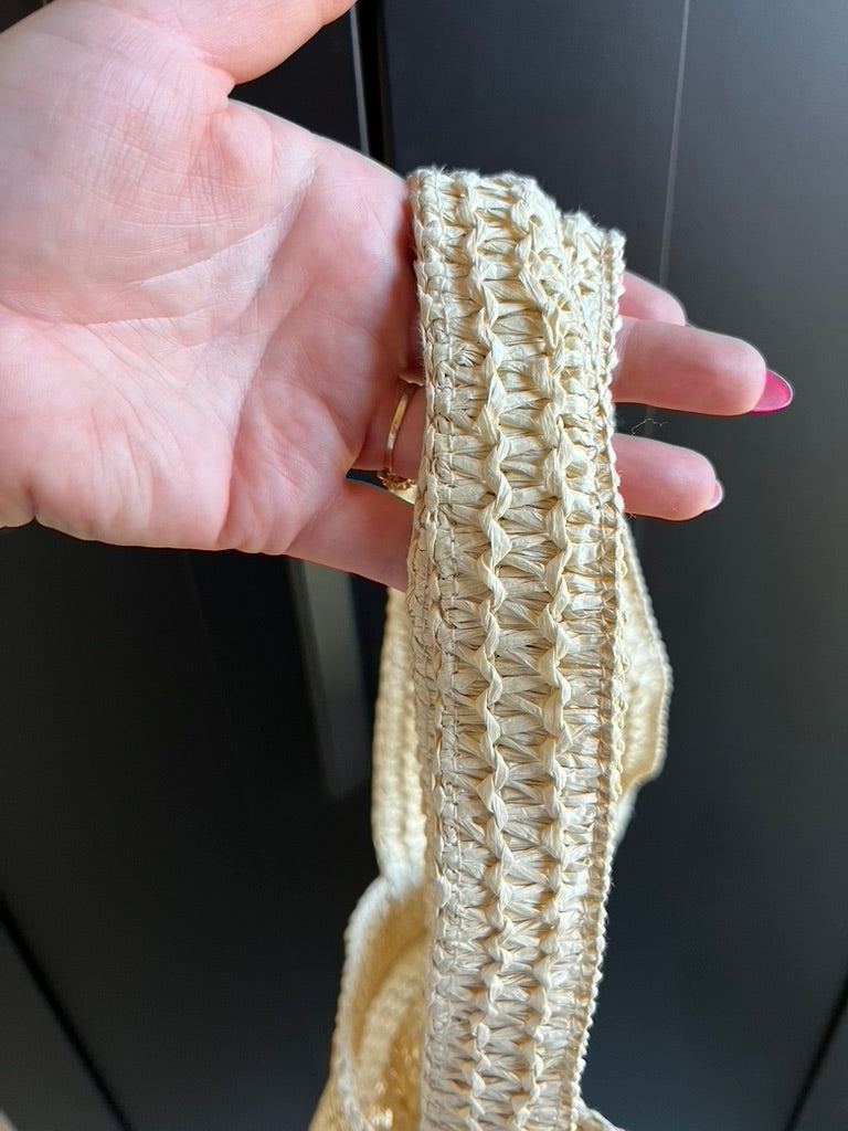 Straw paper tote bag